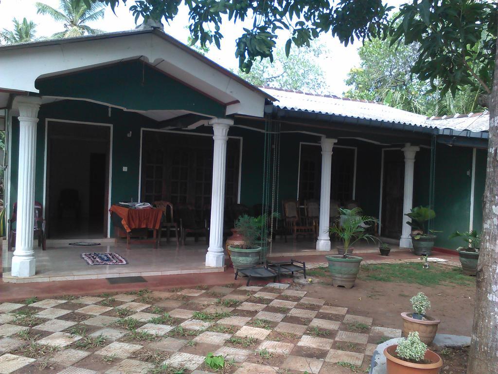 Elephant Safari Lodge Sigiriya Junction Habarana Exterior photo
